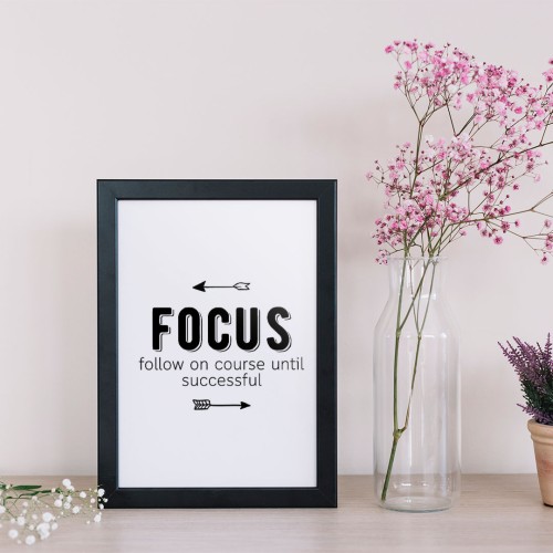 Focus Yazılı Çerçeveli Poster