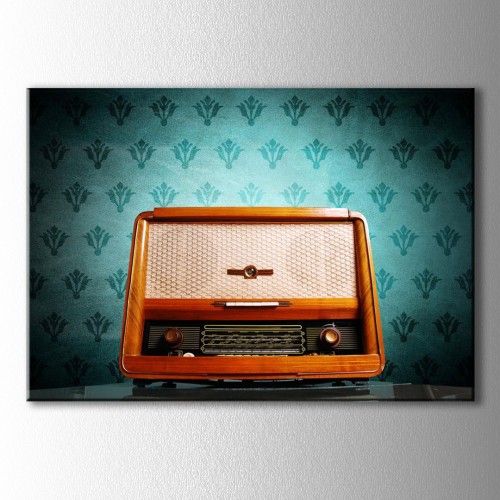 Retro Mavi Duvar Önü Ahşap Radyo Kanvas Tablo